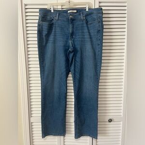 ⭐️Deal⭐️ Levi Strauss - Plus Boot Cut Jeans - 20w